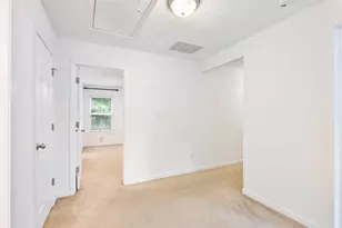 561 Double Creek Dr, Lawrenceville, GA 30045 - Photo 15