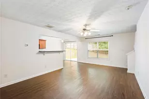 561 Double Creek Dr, Lawrenceville, GA 30045 - Photo 3