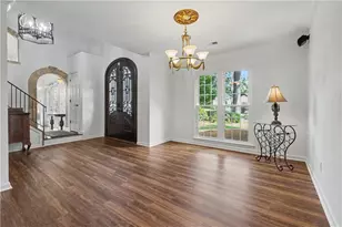 360 Oak Terrace, Alpharetta, GA 30009 - Photo 9