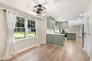 536 Rimrock Trail, Stone Mountain, GA 30083 - Photo 21