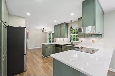 536 Rimrock Trail, Stone Mountain, GA 30083 - Photo 23