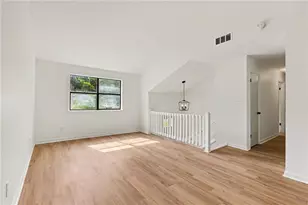 3449 Oak Run Dr, Lithonia, GA 30038 - Photo 11