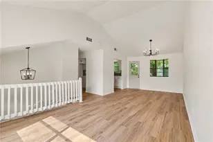 3449 Oak Run Dr, Lithonia, GA 30038 - Photo 7