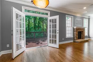 1660 Emory Pl Dr NE, Atlanta, GA 30329 - Photo 19