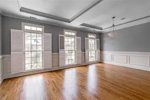 1660 Emory Pl Dr NE, Atlanta, GA 30329 - Photo 9