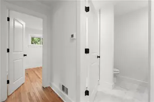 2324 Elmwood Circle, Atlanta, GA 30339 - Photo 9