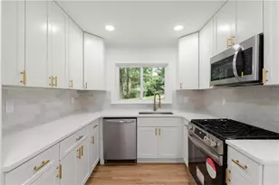 2324 Elmwood Circle, Atlanta, GA 30339 - Photo 7