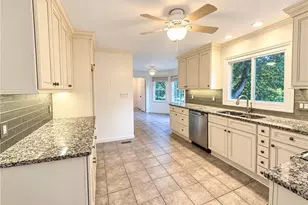 3176 Country Club Ct, Kennesaw, GA 30144 - Photo 7