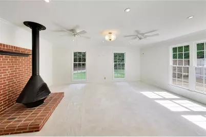471 Dalrymple Road NE, Sandy Springs, GA 30328 - Photo 17