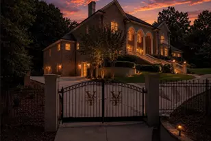 1680 Riverside Rd, Roswell, GA 30076 - Photo 5