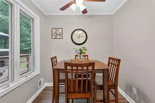 208 Nacoochee Dr, Woodstock, GA 30188 - Photo 9