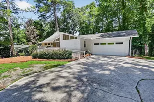 1714 S Johnson Ferry Rd NE, Atlanta, GA 30319 - Photo 21
