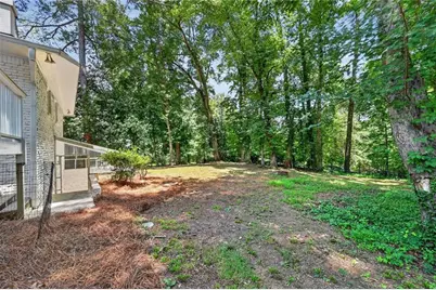 1714 S Johnson Ferry Road NE, Atlanta, GA 30319 - Photo 21