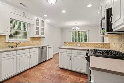 160 Vineyards Drive, Newnan, GA 30265 - Photo 7