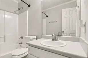 160 Vineyards Dr, Newnan, GA 30265 - Photo 17