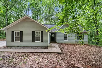 160 Vineyards Drive, Newnan, GA 30265 - Photo 1