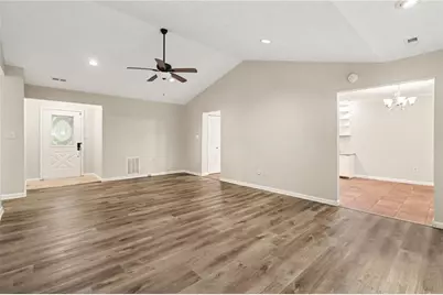 160 Vineyards Drive, Newnan, GA 30265 - Photo 5