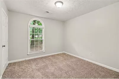 160 Vineyards Drive, Newnan, GA 30265 - Photo 11