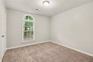 160 Vineyards Dr, Newnan, GA 30265 - Photo 11