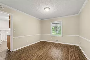3348 Goldenchain Dr, Lithonia, GA 30038 - Photo 7