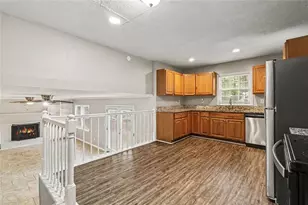 3348 Goldenchain Dr, Lithonia, GA 30038 - Photo 9