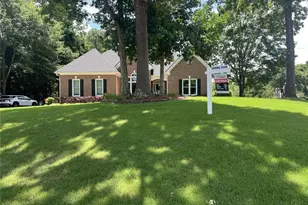 1801 Dorminey Ct, Lawrenceville, GA 30043 - Photo 3