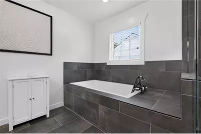 8 S Eugenia Place NW, Atlanta, GA 30318 - Photo 17