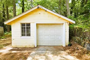 2167 Jernigan Dr SE, Atlanta, GA 30315 - Photo 9