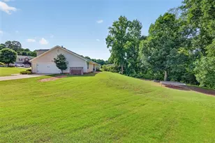 25 Persimmon Dr, Jefferson, GA 30549 - Photo 31