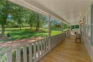 3880 Tanners Mill Rd, Gainesville, GA 30507 - Photo 7