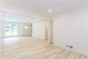 3960 Rocmar Dr, Snellville, GA 30039 - Photo 13