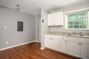 2403 Clarissa Dr, Atlanta, GA 30318 - Photo 11