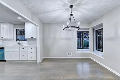 3372 Cottonwood Lane, Snellville, GA 30078 - Photo 5
