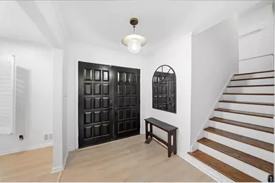 5616 Mill Trace Drive, Dunwoody, GA 30338 - Photo 3