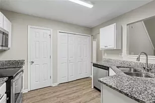 4534 Ravenwood Pl, Union City, GA 30291 - Photo 7