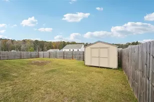 6637 Bluffview Dr, Douglasville, GA 30134 - Photo 19