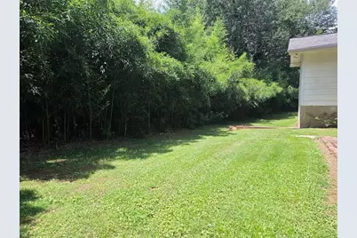 247 Sandra Drive NW, Lilburn, GA 30047 - Photo 5