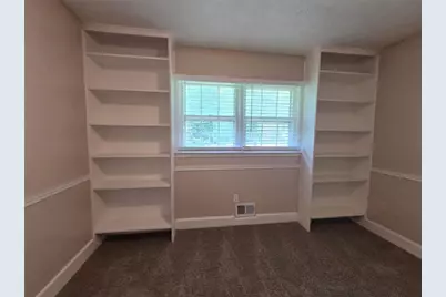 247 Sandra Drive NW, Lilburn, GA 30047 - Photo 19