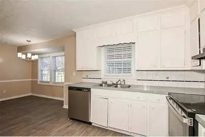 247 Sandra Drive NW, Lilburn, GA 30047 - Photo 9