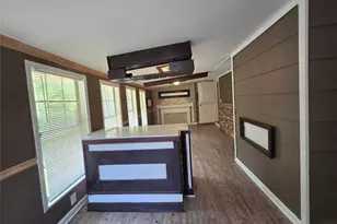 247 Sandra Dr NW, Lilburn, GA 30047 - Photo 33