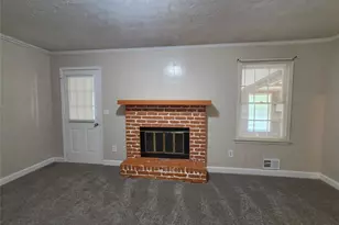 247 Sandra Dr NW, Lilburn, GA 30047 - Photo 17