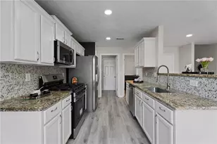599 Shadow Valley Ct, Lithonia, GA 30058 - Photo 15