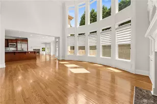 2122 Hunters Green Dr, Lawrenceville, GA 30043 - Photo 13