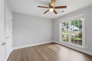 5734 Harthorn Park Pl, Buford, GA 30518 - Photo 19