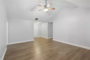 5734 Harthorn Park Pl, Buford, GA 30518 - Photo 15
