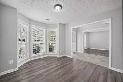 530 Sterling Pointe Court, Lawrenceville, GA 30043 - Photo 9