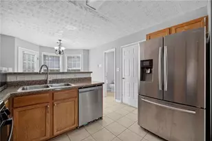 530 Sterling Pointe Ct, Lawrenceville, GA 30043 - Photo 11