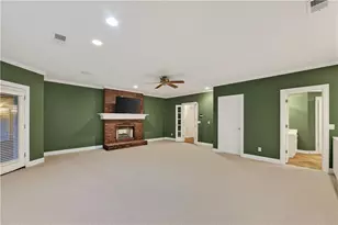 1055 Hedgerose Ln, Roswell, GA 30075 - Photo 41