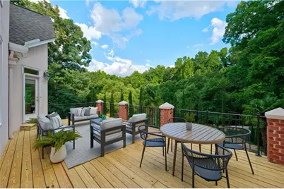 1055 Hedgerose Lane, Roswell, GA 30075 - Photo 11
