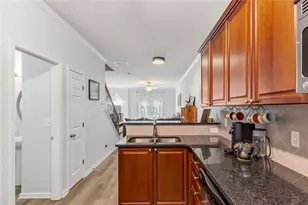 1472 Liberty Pkwy NW, Atlanta, GA 30318 - Photo 15